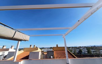 Property slide 20