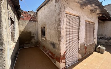 Property slide 17
