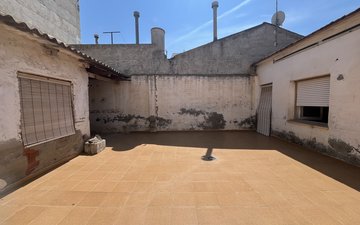 Property slide 20