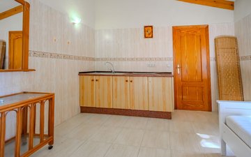 Property slide 48