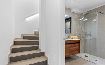 Property slide 17