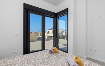 Property slide 21