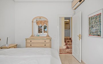 Property slide 25