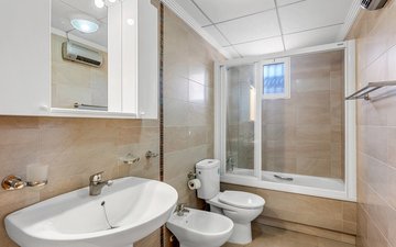Property slide 17