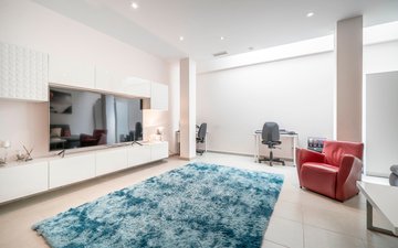 Property slide 19