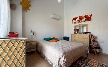 Property slide 18