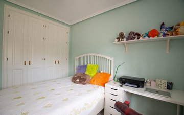 Property slide 22
