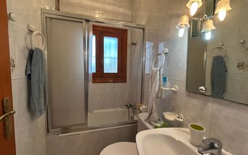 Property slide 31