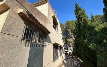 Property slide 49