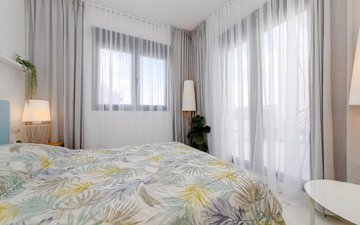 Property slide 31
