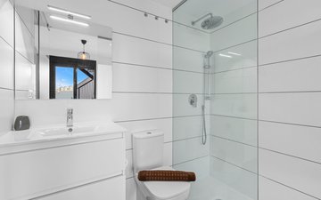 Property slide 20