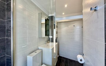 Property slide 10