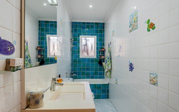 Property slide 14