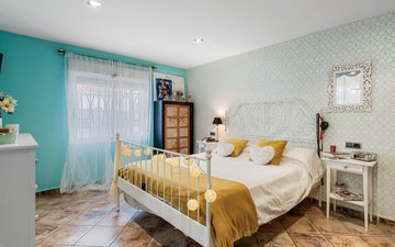 Property slide 18