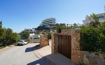 Property slide 19