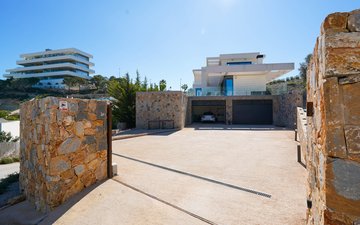 Property slide 22