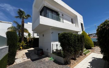 Property slide 18