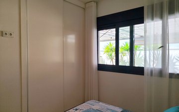 Property slide 16
