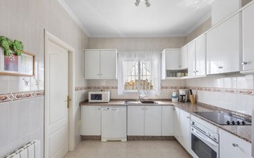 Property slide 22