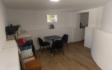Property slide 35