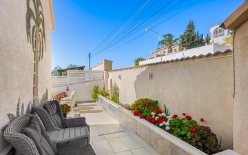 Property slide 42