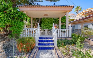 Property slide 7