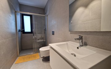 Property slide 21