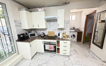 Property slide 23