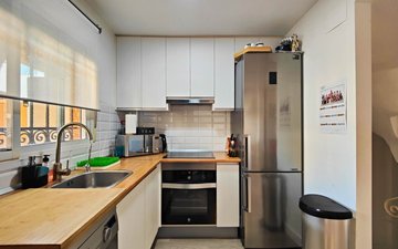 Property slide 14
