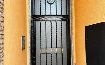 Property slide 17