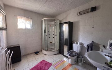 Property slide 16
