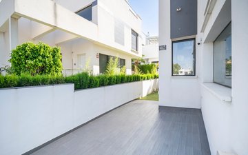 Property slide 42