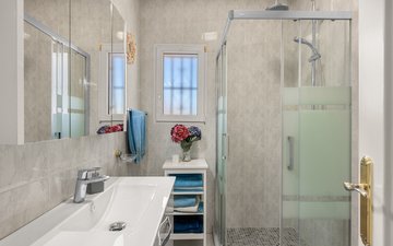 Property slide 18