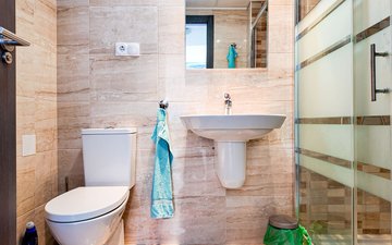 Property slide 24