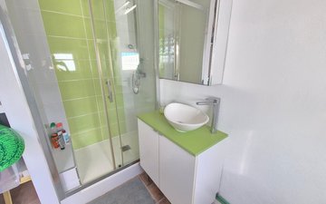 Property slide 24