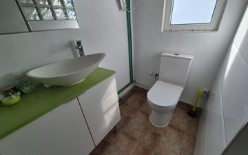 Property slide 25