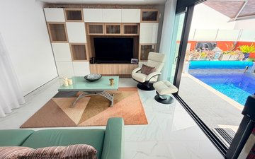 Property slide 20