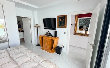 Property slide 31