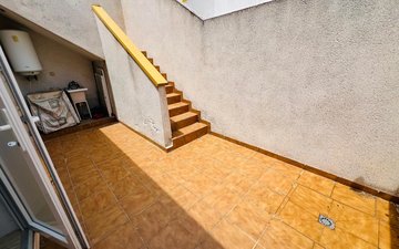 Property slide 10