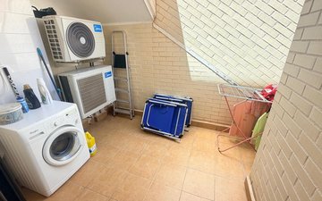 Property slide 16