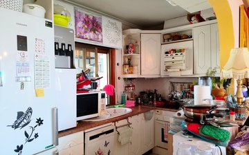 Property slide 17