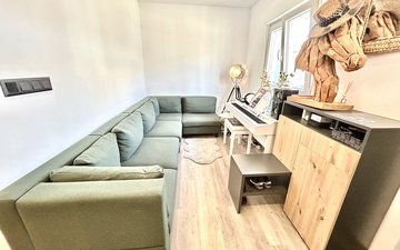 Property slide 16