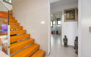 Property slide 17