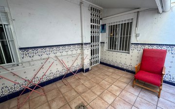 Property slide 16