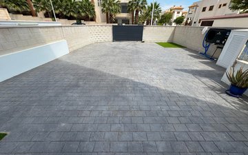 Property slide 20