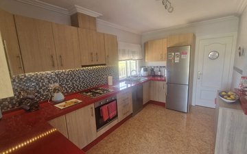 Property slide 10