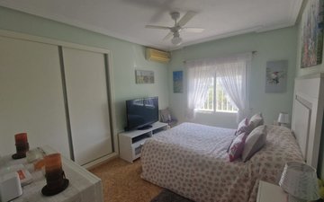 Property slide 14
