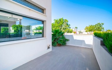 Property slide 43