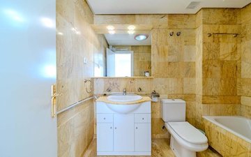 Property slide 20