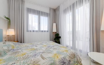 Property slide 25